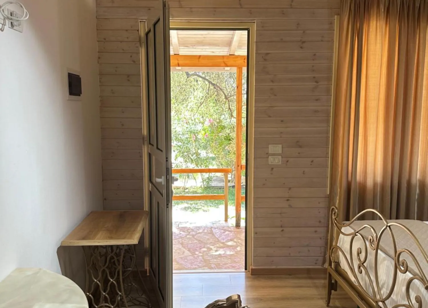 Nashos Bungalows Himare Fshat 3*,  Albânia