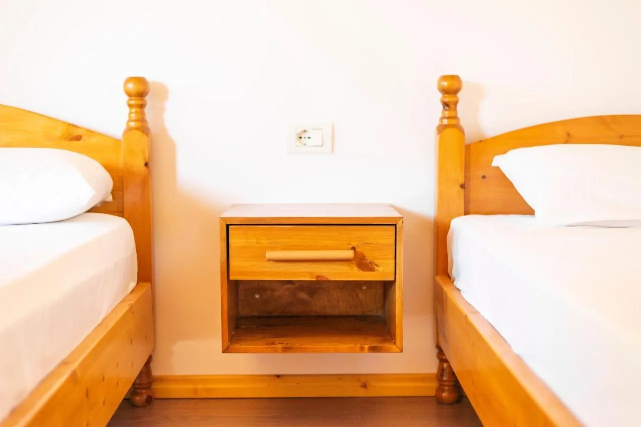Nashos Bungalows Himare Fshat