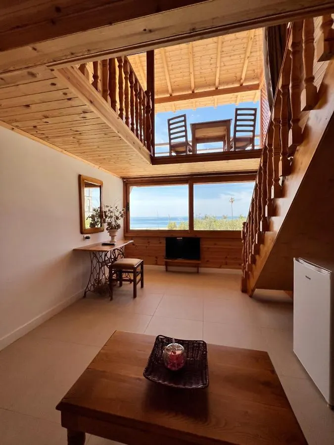 Nashos Bungalows Himare Fshat Campsite